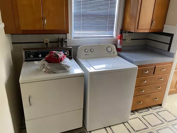 Raynham, MA 02767,377 South Street East #1