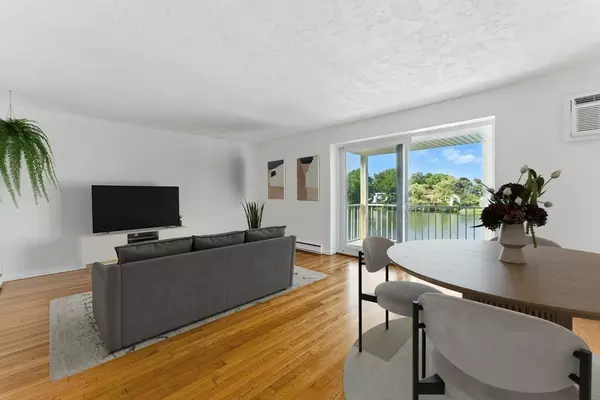 Arlington, MA 02474,30 Hamilton Road #304