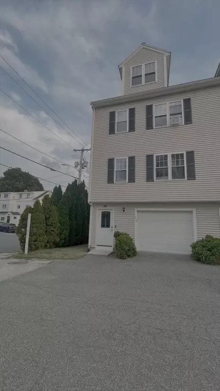 Haverhill, MA 01830,116 Locust St #116