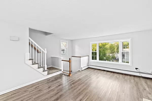 Marblehead, MA 01945,9 Foss Terrace #9