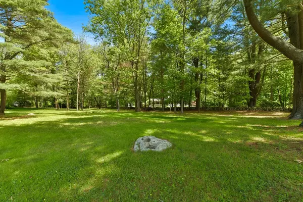 Norwell, MA 02061,21 Norwell Ave