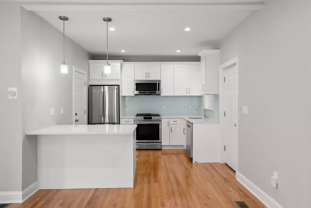 Everett, MA 02149,1 Orient Ave #3