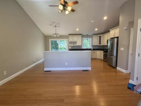 Middleboro, MA 02346,86 West St