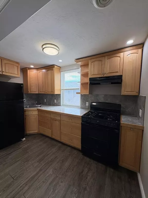 Lynn, MA 01905,38 Neptune Street #2R