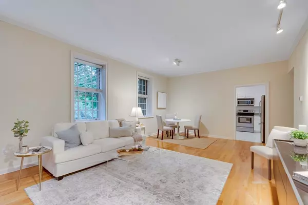 Brookline, MA 02445,30 Cumberland Avenue #3W