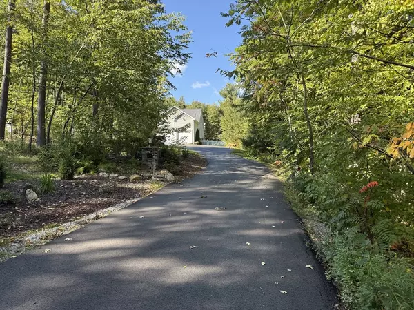 Charlton, MA 01507,47 Northside Rd