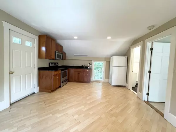 Lexington, MA 02420,344 Lowell St