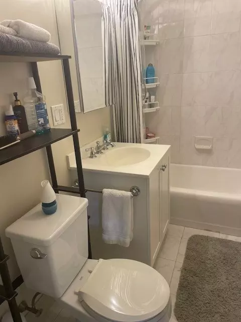 Brookline, MA 02446,1600 Beacon Street #609