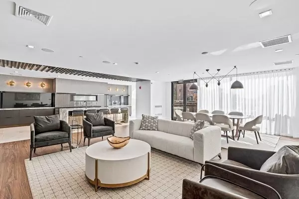 Boston, MA 02128,99 Sumner St #303