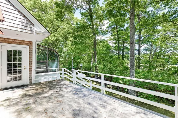 Falmouth, MA 02536,25 Mill Pond