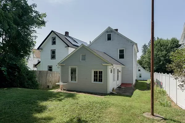 Ware, MA 01082,25 Prospect St