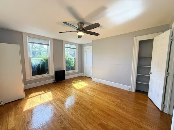 Whitman, MA 02382,158 Franklin Street #1