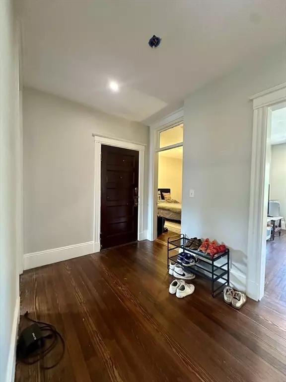 Brookline, MA 02446,1855 Beacon Street #2