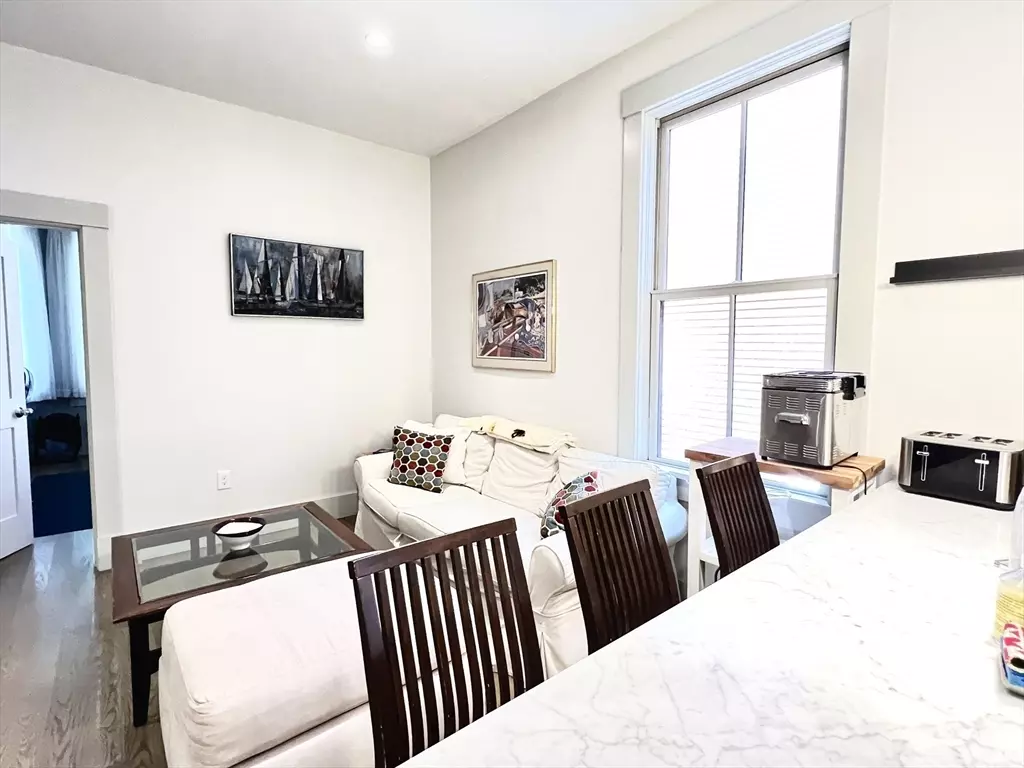 Cambridge, MA 02139,15 Boardman St #1A