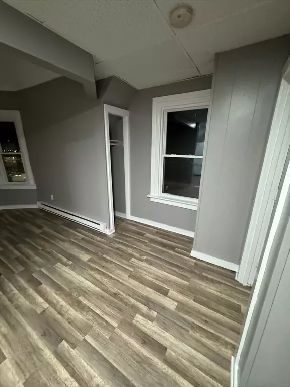 Attleboro, MA 02703,8 Holman Street