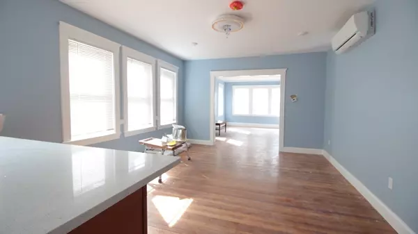 Watertown, MA 02472,33 Prentiss St., #1st Fl