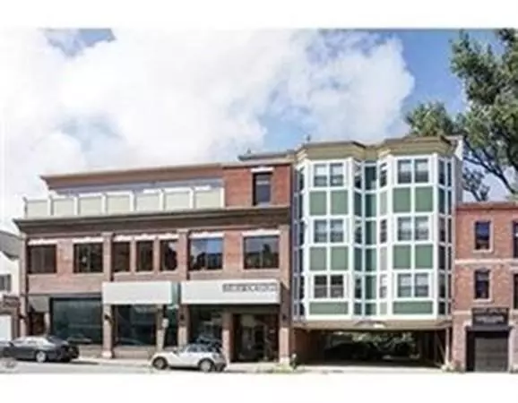 Brookline, MA 02445,81 Boylston St #3