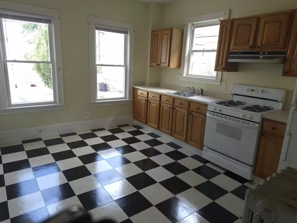 Everett, MA 02149,50 Gledhill Ave #1