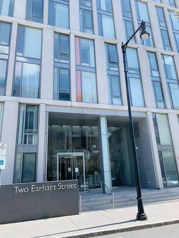 Cambridge, MA 02141,2 Earhart #T706