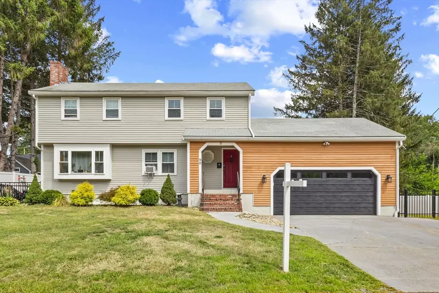 90 Rindo Park Dr., Lowell, MA 01851