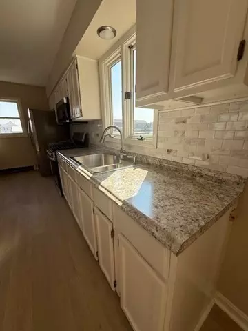 Fall River, MA 02721,150 Lawrence St #A