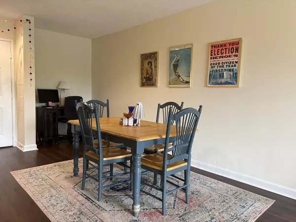 Quincy, MA 02171,90 Quincy Shore Dr #303