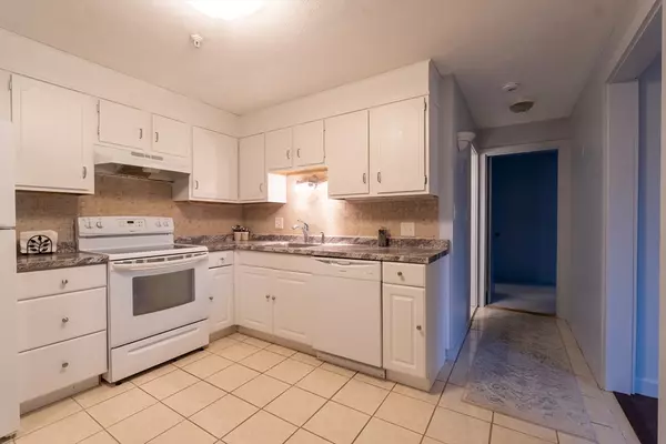 23 Spencer Rd #20F, Boxborough, MA 01719