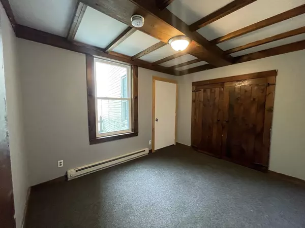 Gardner, MA 01440,16 Oriole Street #2