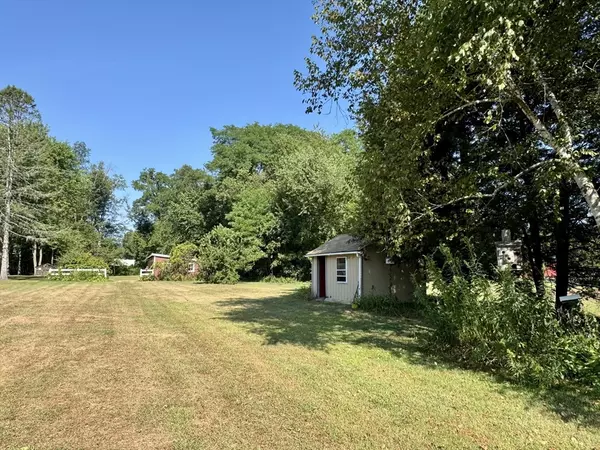 Greenfield, MA 01301,161 Wisdom Way