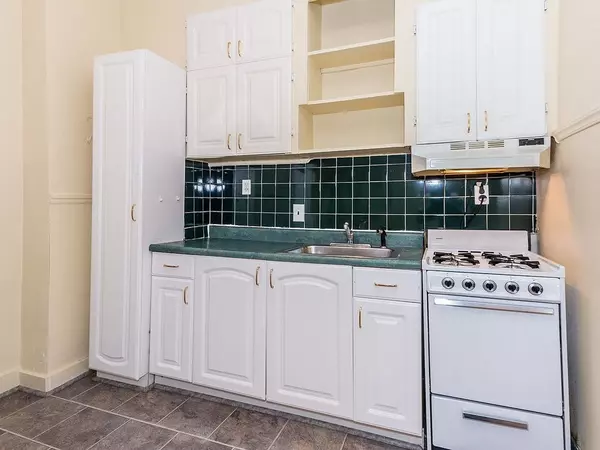 Brookline, MA 02446,25 Westbourne Ter #2A