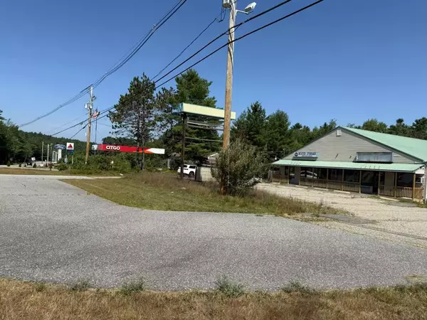 Winchendon, MA 01475,672-674 Spring St