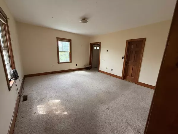 Newton, MA 02461,1143 Beacon #1