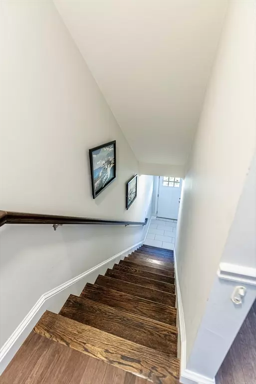 Weymouth, MA 02190,2 Mitchell Lane #B