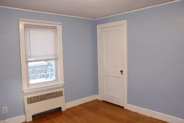 Newton, MA 02465,144 Washington Ave #1