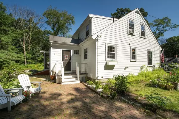 Scituate, MA 02066,22 Whortleberry