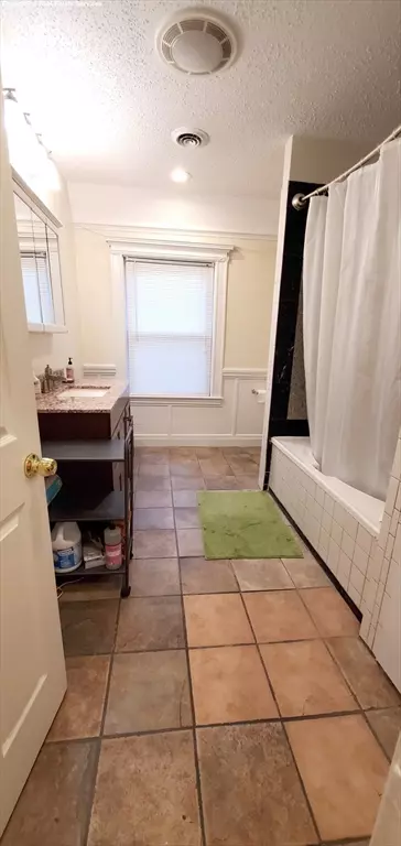 Boston, MA 02135,96 Chestnut Hill Ave #2