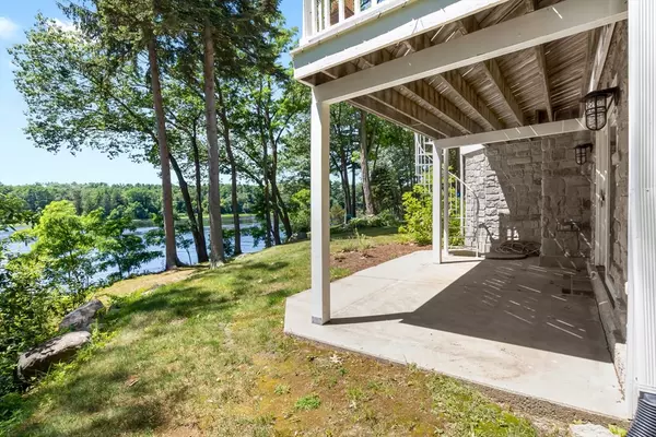 Amesbury, MA 01913,18 Hawkswood Ests #18