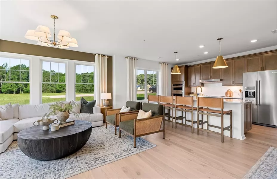 141 East Point Drive #207, East Providence, RI 02916