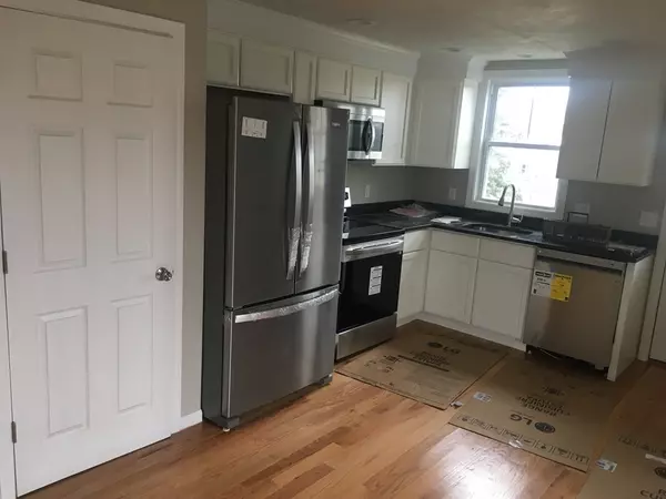 Attleboro, MA 02703,41 Emory Street #3
