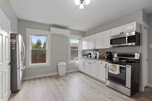 Worcester, MA 01606,22 Fraternal Ave #3