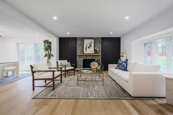 Sherborn, MA 01770,54 Spywood Rd