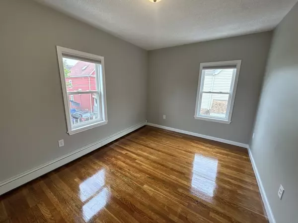 Everett, MA 02149,27A Montrose St #27A