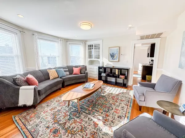 Cambridge, MA 02140,30 Clay St #3Furnished