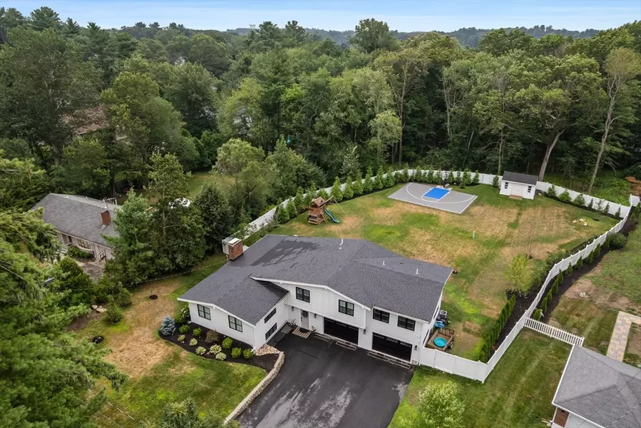 79 Bourque Road, Lynnfield, MA 01940