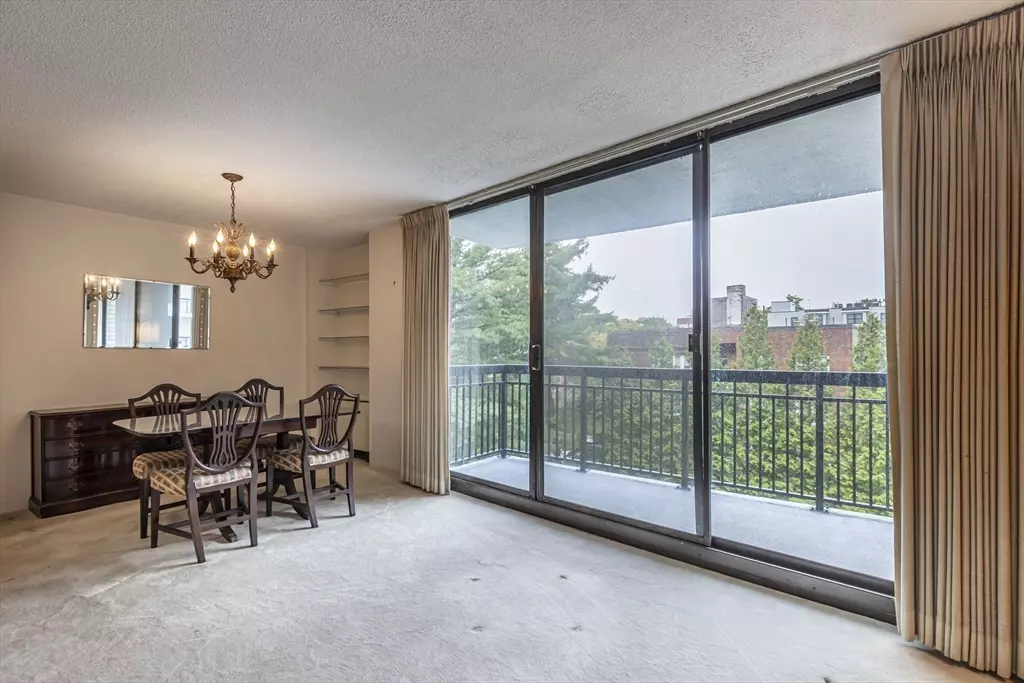 Brookline, MA 02446,60 Longwood Ave. #403