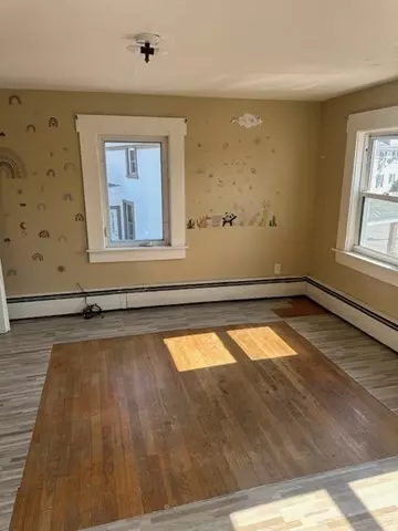 Peabody, MA 01960,5 Andover St #2