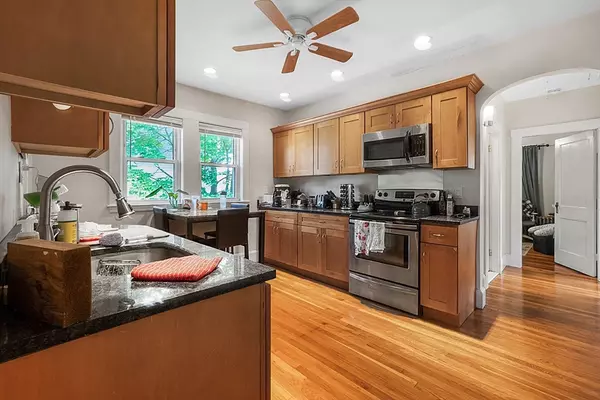 Quincy, MA 02169,39 Mcdonald St #41