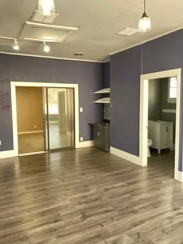 Westborough, MA 01581,3 Union Street #Upper,R-S