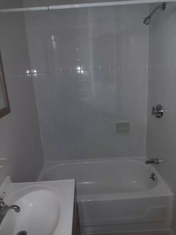 Boston, MA 02130,71 Heath St #3