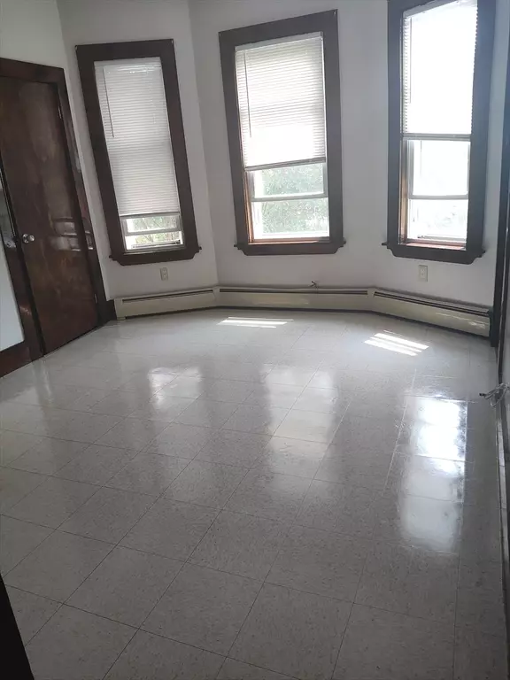 Boston, MA 02130,71 Heath St #3